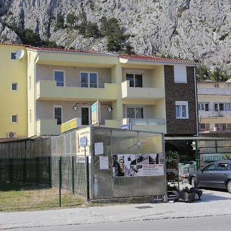 Apartments With A Parking Space Omis - 10362 ภายนอก รูปภาพ