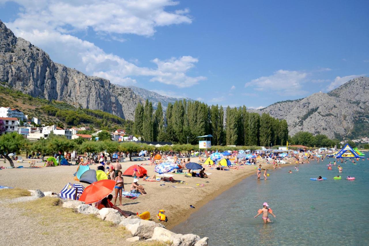 Apartments With A Parking Space Omis - 10362 ภายนอก รูปภาพ