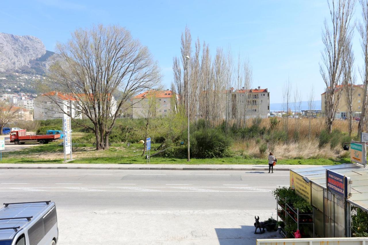 Apartments With A Parking Space Omis - 10362 ภายนอก รูปภาพ